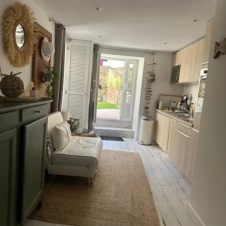 La Maison De Justine 포르텡베징후팽